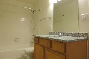 10302 Appalachian Cir, Oakton, VA 22124 - Photo 15
