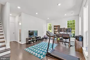 4402 Fair Lakes Ct, Fairfax, VA 22033 - Photo 9
