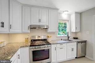 7107 Coventry Rd, Alexandria, VA 22306 - Photo 11