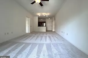 12953 Centre Park Cir, Herndon, VA 20171 - Photo 9