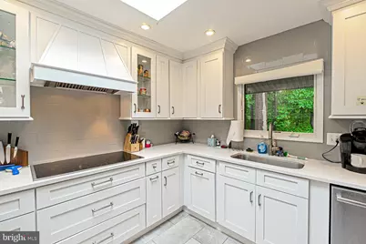 5229 Chippewa Place, Alexandria, VA 22312 - Photo 17