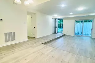 7214 Jillspring Ct, Springfield, VA 22152 - Photo 3