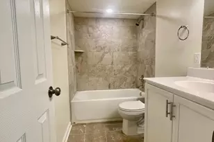 7214 Jillspring Ct, Springfield, VA 22152 - Photo 13