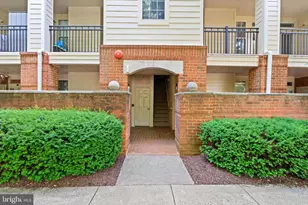 1324 Garden Wall Cir, Reston, VA 20194 - Photo 31