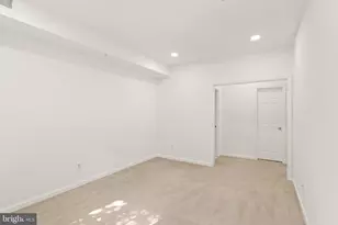 1324 Garden Wall Cir, Reston, VA 20194 - Photo 17