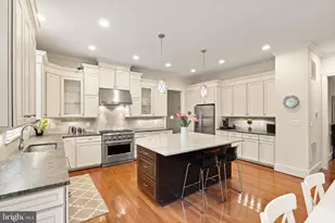 9311 Talisman Dr, Vienna, VA 22182 - Photo 31