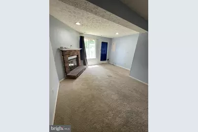 8571 Blackfoot Court, Lorton, VA 22079 - Photo 11