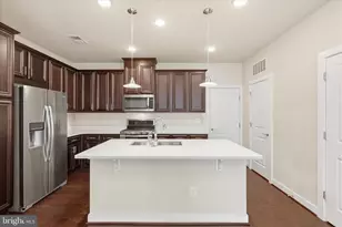 13329 Launders St, Herndon, VA 20171 - Photo 11