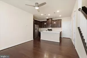 13329 Launders St, Herndon, VA 20171 - Photo 9
