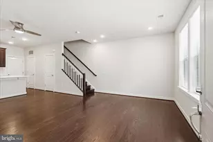 13329 Launders St, Herndon, VA 20171 - Photo 5
