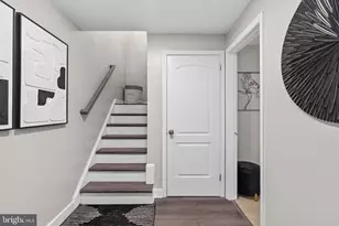 2504 Windbreak Dr, Alexandria, VA 22306 - Photo 39