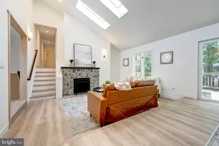 14737 Jarnigan St, Centreville, VA 20120 - Photo 5
