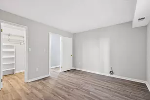 2281 Hunters Run Dr, Reston, VA 20191 - Photo 19