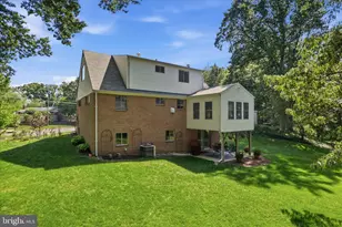 8143 Edmonton Ct, Springfield, VA 22152 - Photo 33