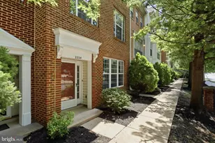 2334 Huntington Station Ct, Alexandria, VA 22303 - Photo 3