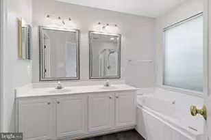 2334 Huntington Station Ct, Alexandria, VA 22303 - Photo 29