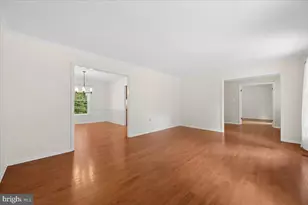 4655 Braddock Green Ct, Fairfax, VA 22032 - Photo 25