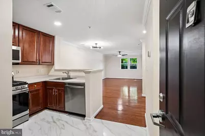 12001 Market Street #T51, Reston, VA 20190 - Photo 3