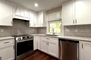 2020 Hopewood Dr, Falls Church, VA 22043 - Photo 5