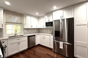 2020 Hopewood Dr, Falls Church, VA 22043 - Photo 3
