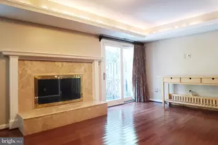 2020 Hopewood Dr, Falls Church, VA 22043 - Photo 7