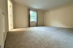 7446 Adams Park Ct, Annandale, VA 22003 - Photo 25
