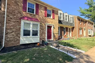 7446 Adams Park Ct, Annandale, VA 22003 - Photo 7