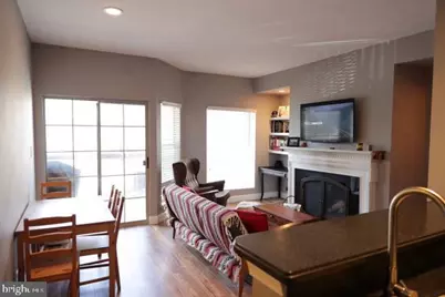3920 Penderview Drive #324, Fairfax, VA 22033 - Photo 3