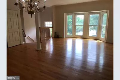 8502 Harvest Oak Drive, Vienna, VA 22182 - Photo 5