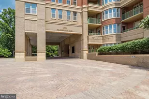 11776 Stratford House Pl, Reston, VA 20190 - Photo 5