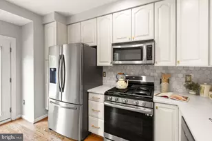 7439 Collins Meade Way, Alexandria, VA 22315 - Photo 13