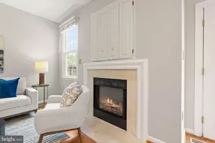 7439 Collins Meade Way, Alexandria, VA 22315 - Photo 19