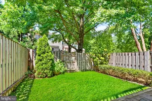7439 Collins Meade Way, Alexandria, VA 22315 - Photo 39