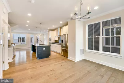14813 Retreat Boulevard, Chantilly, VA 20151 - Photo 17
