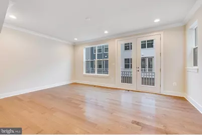 14813 Retreat Boulevard, Chantilly, VA 20151 - Photo 23