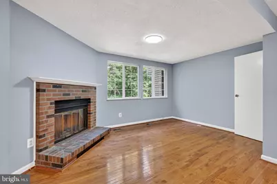 6844 Heatherway Court, Alexandria, VA 22315 - Photo 19