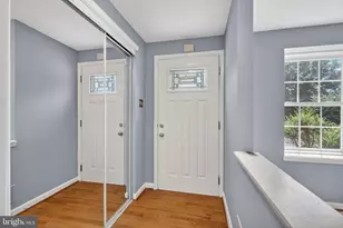 6844 Heatherway Ct, Alexandria, VA 22315 - Photo 11