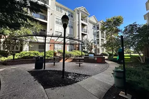 12925 Centre Park Cir, Herndon, VA 20171 - Photo 29