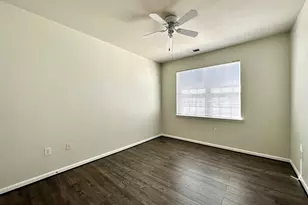 12925 Centre Park Cir, Herndon, VA 20171 - Photo 19