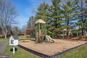 13116 Nestlewood Ct, Herndon, VA 20171 - Photo 47