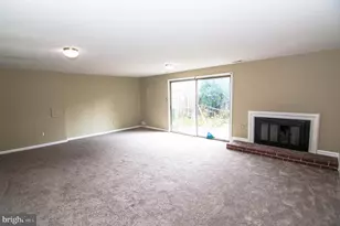 5404 Helm Ct, Fairfax, VA 22032 - Photo 19