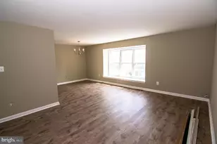 5404 Helm Ct, Fairfax, VA 22032 - Photo 9