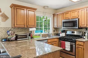 4020 Blue Slate Dr, Alexandria, VA 22306 - Photo 11