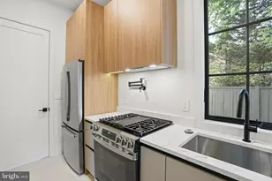 1303 Elsinore Ave, McLean, VA 22102 - Photo 21
