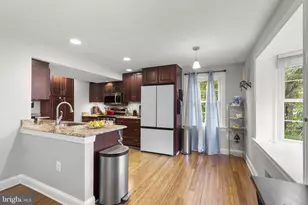 7927 Central Park Cir, Alexandria, VA 22309 - Photo 13