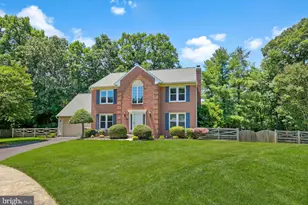 909 Broad Oaks Dr, Herndon, VA 20170 - Photo 3