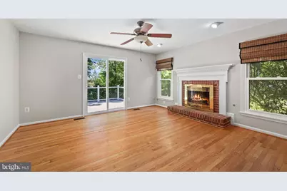 909 Broad Oaks Drive, Herndon, VA 20170 - Photo 25