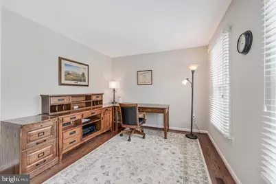 13387 Glen Taylor Lane, Herndon, VA 20171 - Photo 9
