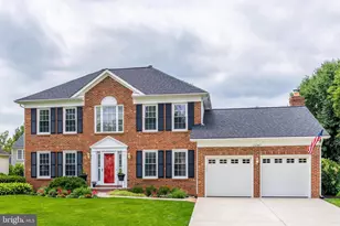 13387 Glen Taylor Ln, Herndon, VA 20171 - Photo 3