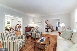 5501 W Ridge View Dr, Fairfax, VA 22030 - Photo 13